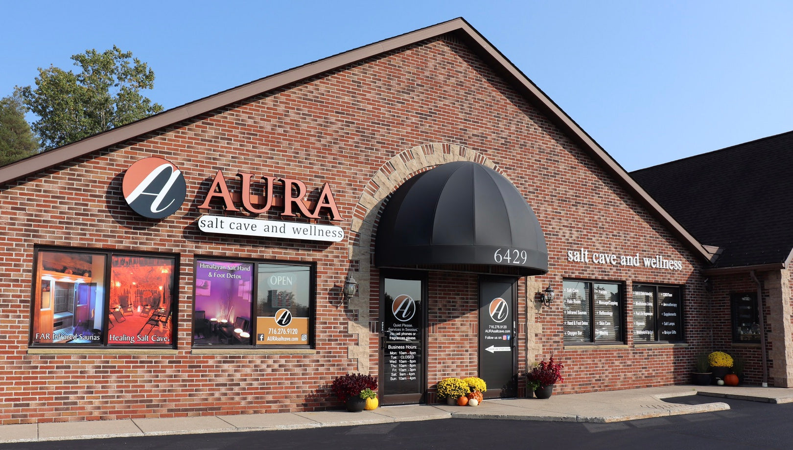 AURA salt cave and wellness logo