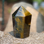 Load image into Gallery viewer, Blue Tiger Eye Cupcakes
